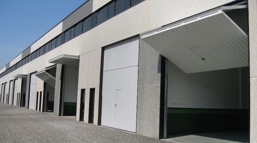 Puerta contrapesada preleva revestida de chapa lama